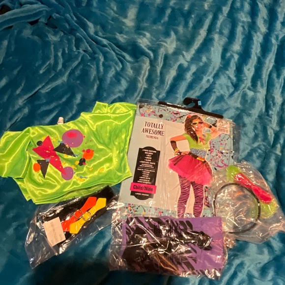 Other - 5 pc Neon Costume Totally Awesome accessories no Dress only accessories NEW